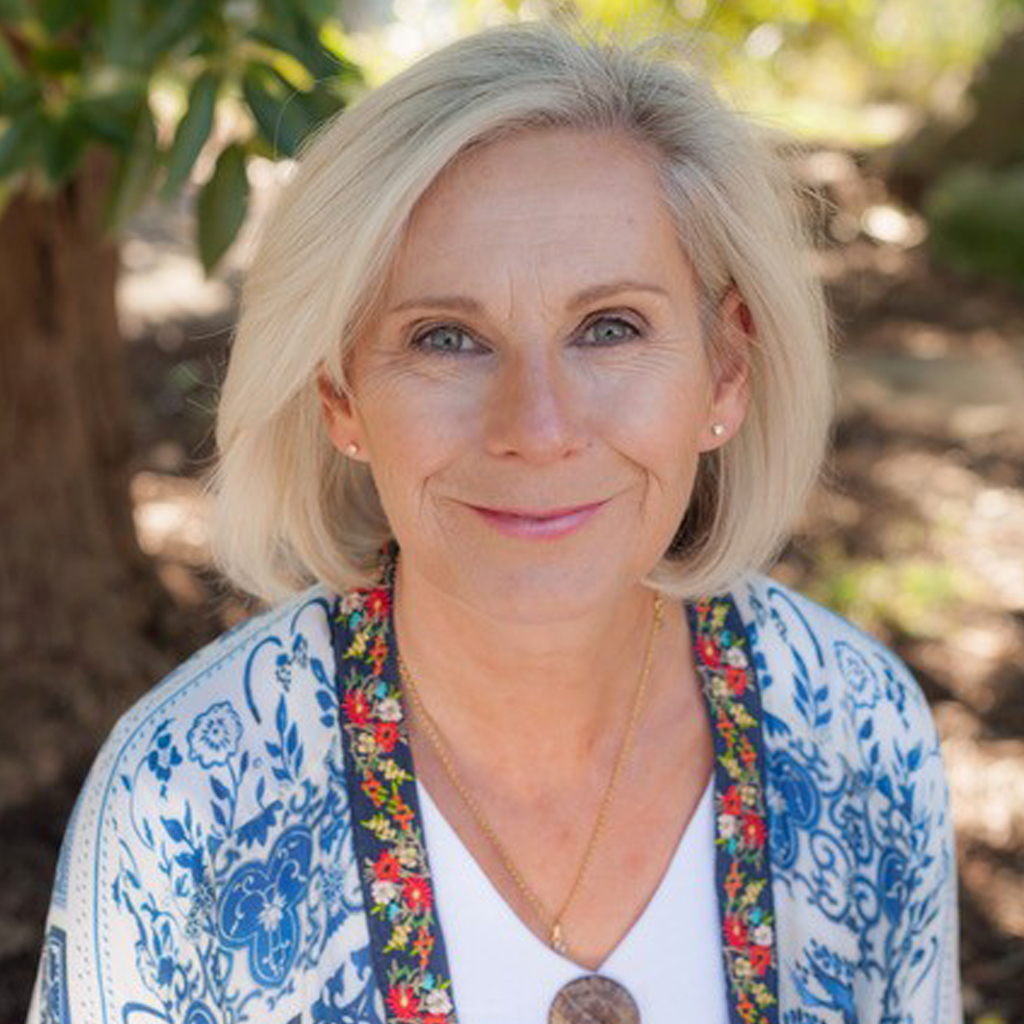 Pippa Neve - Natural Healer & Meditation Guide